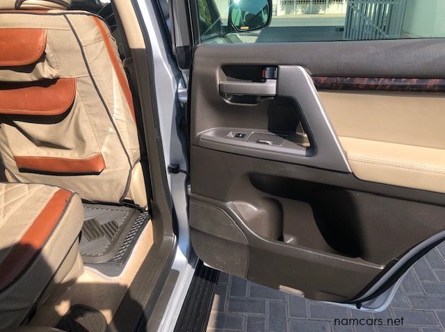 2008 Toyota LAND CRUISER 200 VX 4.5D pictures