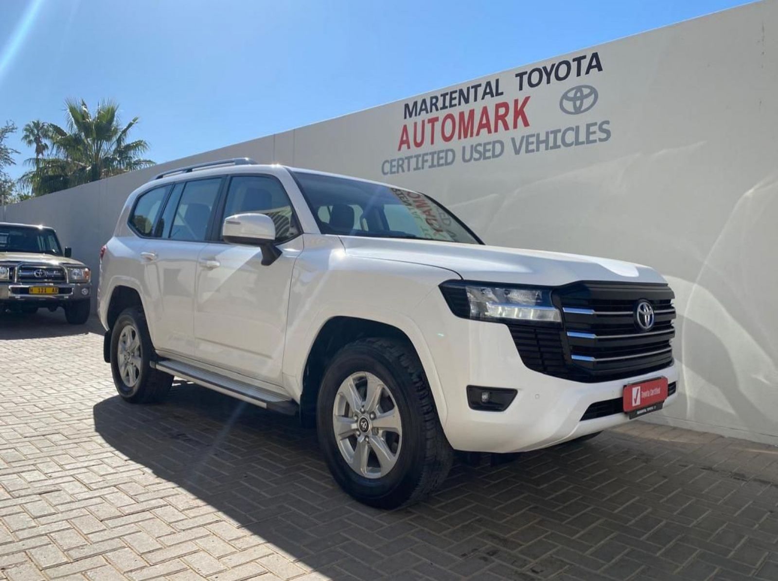 Used Toyota Land Cruiser 300 3.3D V6 GX-R  for sale in Windhoek, Walvis Bay, Okahandja, Gobabis, Mariental, Otjiwarongo, Ongwediva, Namibia
