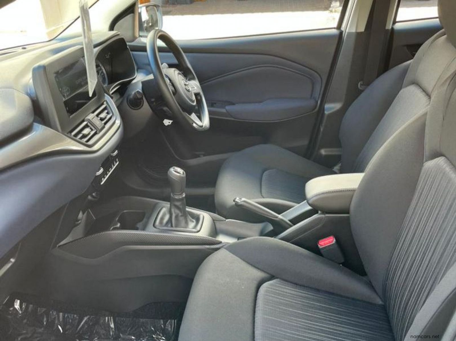 2025 Toyota Starlet XS 1.5 MT pictures