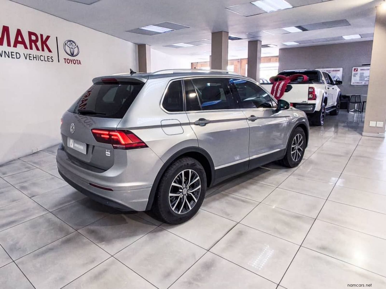 2017 Volkswagen Volkswagen Tiguan 2.0 Tdi Comfortline pictures