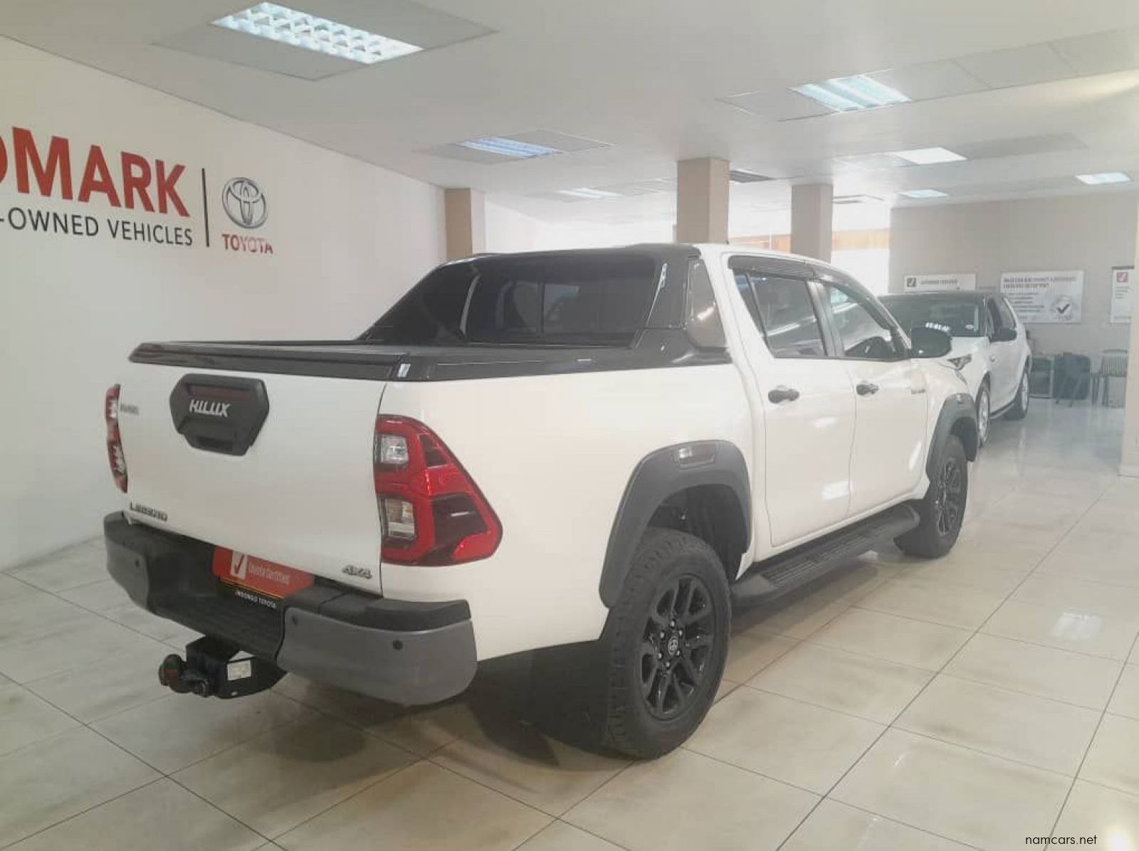 2025 Toyota Toyota Hilux 2.8 Gd-6 Rb Legend Rs 4x4 A/t P/u D/c pictures