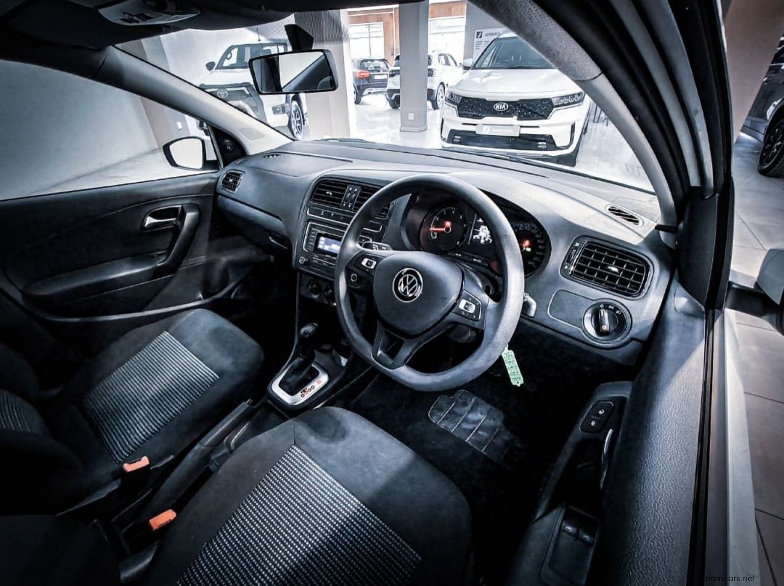 2023 Volkswagen Volkswagen Polo Vivo 1.6 Comfortline Tip (5dr) pictures