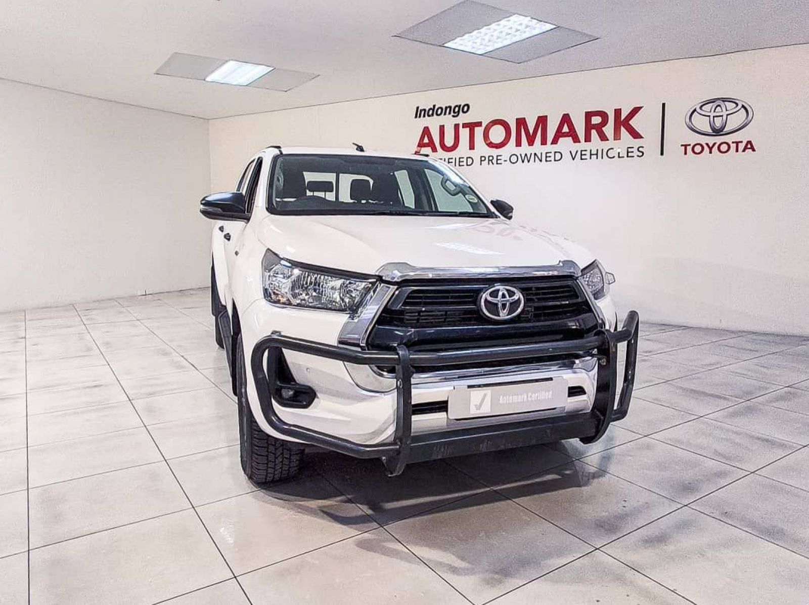 2023 Toyota Hilux 2.4 Gd-6 Raider 4x4 A/t P/u D/c pictures