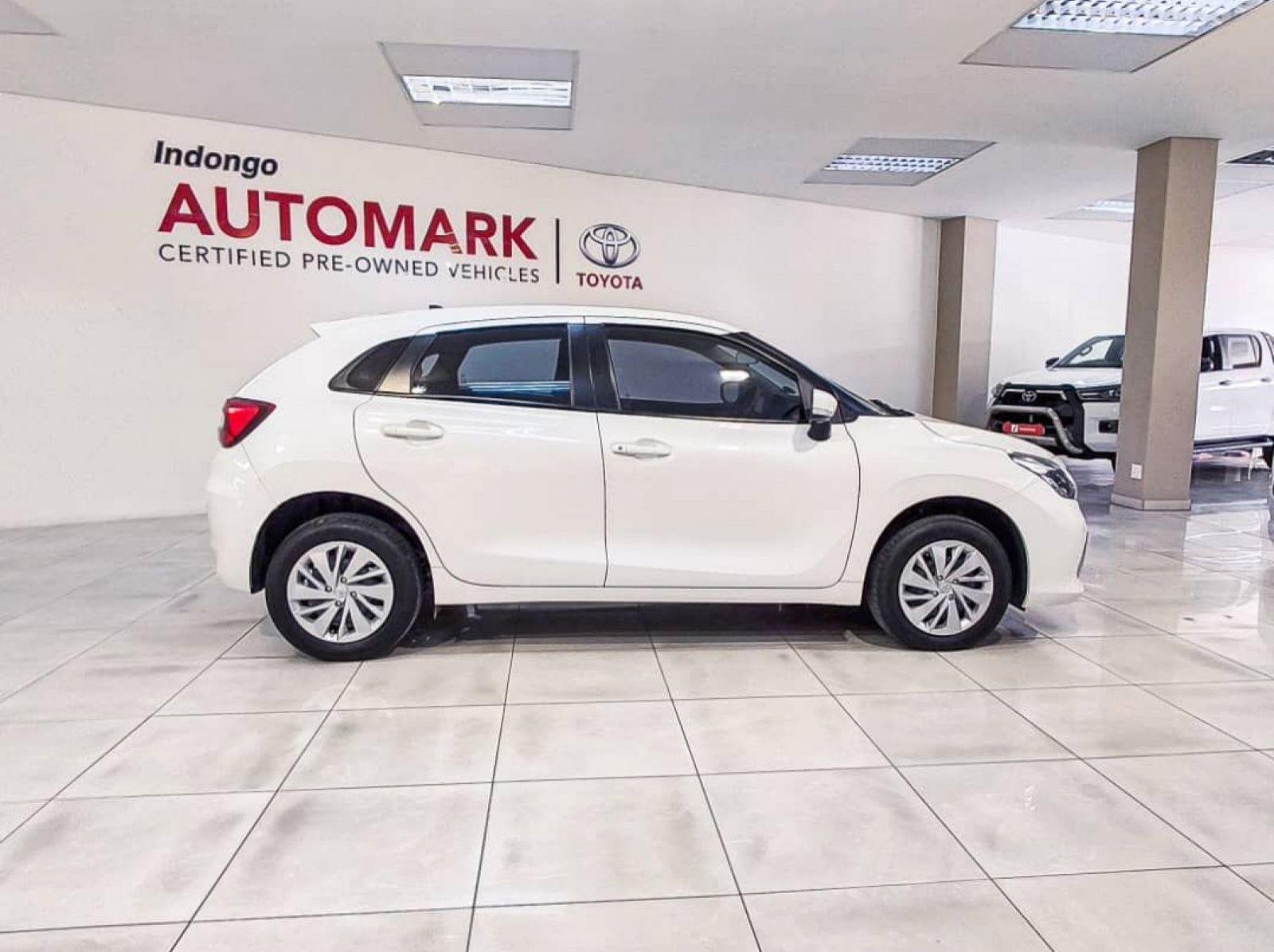 2023 Toyota Toyota Starlet 1.5 Xi pictures