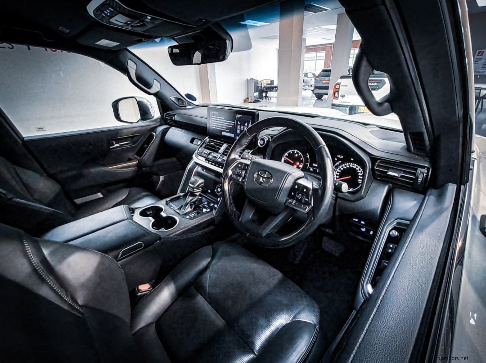 2024 Toyota Landcruiser 300 V6 3.5t Zx pictures