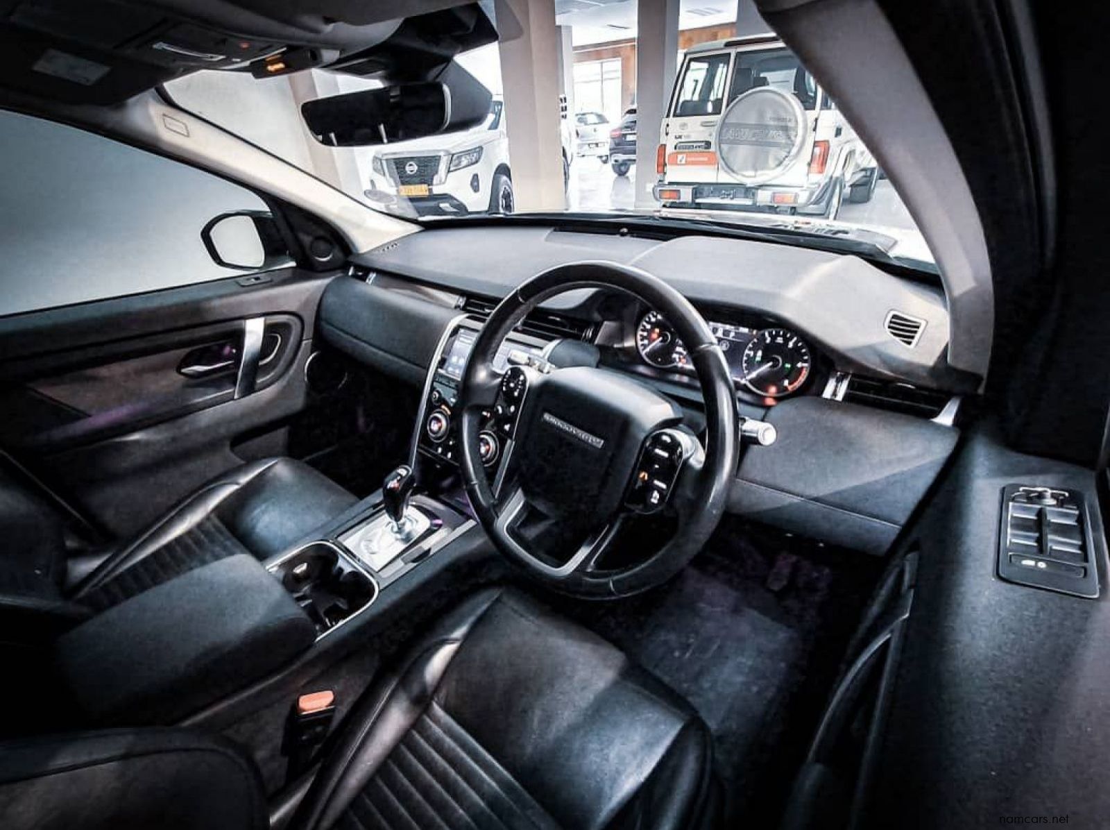 2020 Land Rover Discovery Sport 2.0d S (d180) pictures