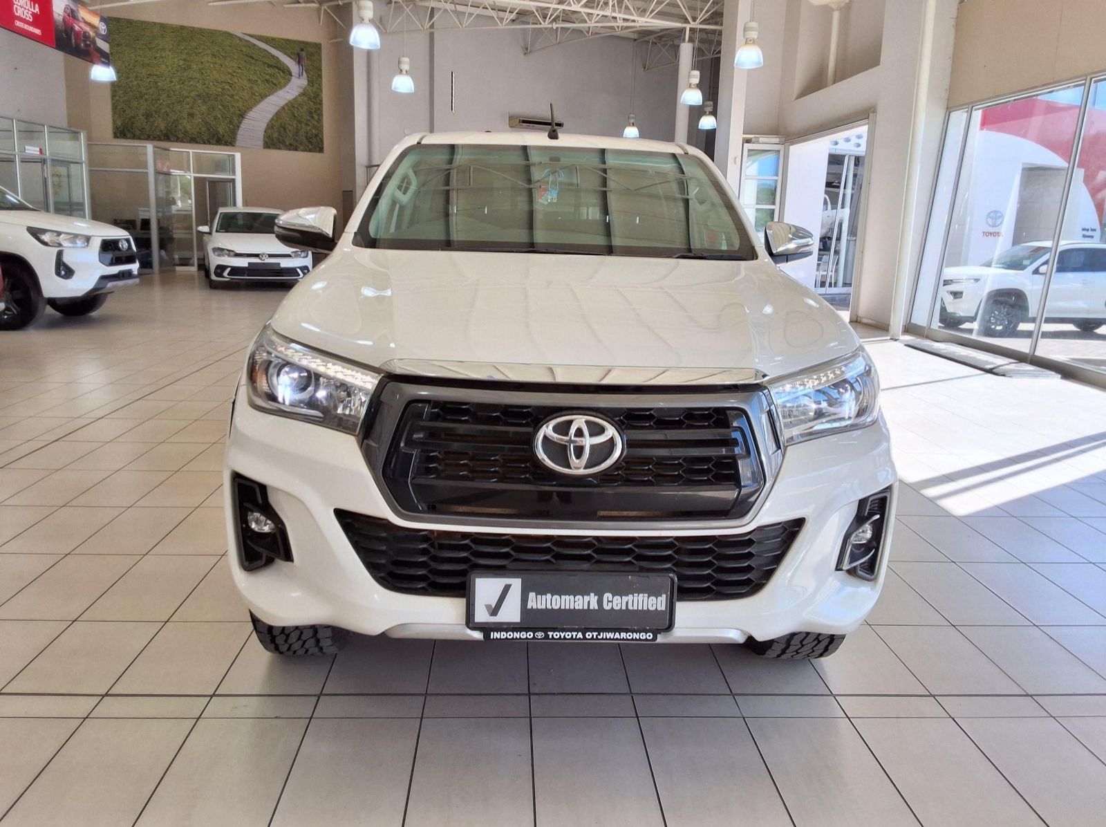 2018 Toyota Hilux Extra Cab 2.8GD6 4x4 Raider AT pictures
