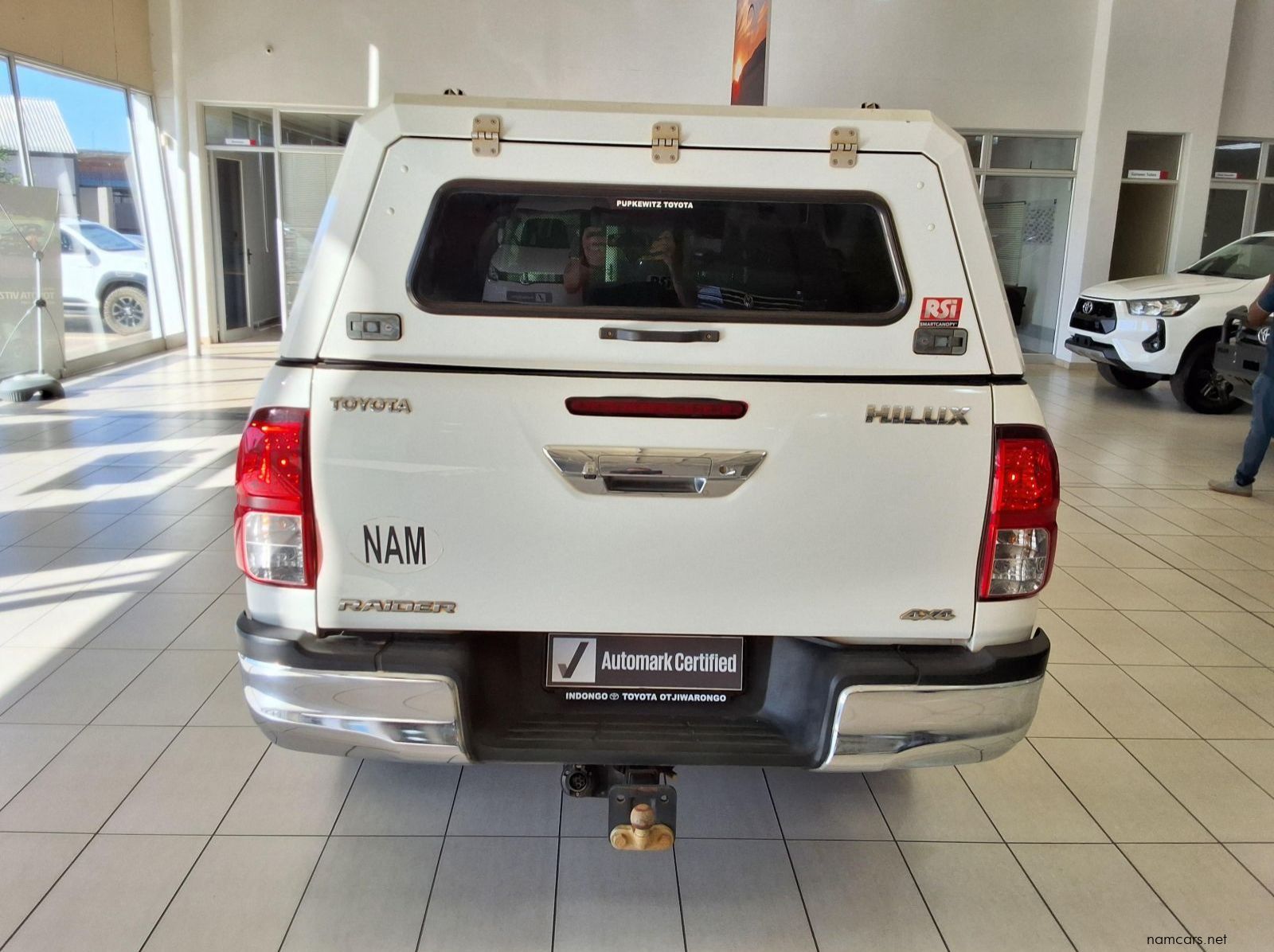2018 Toyota Hilux Extra Cab 2.8GD6 4x4 Raider AT pictures