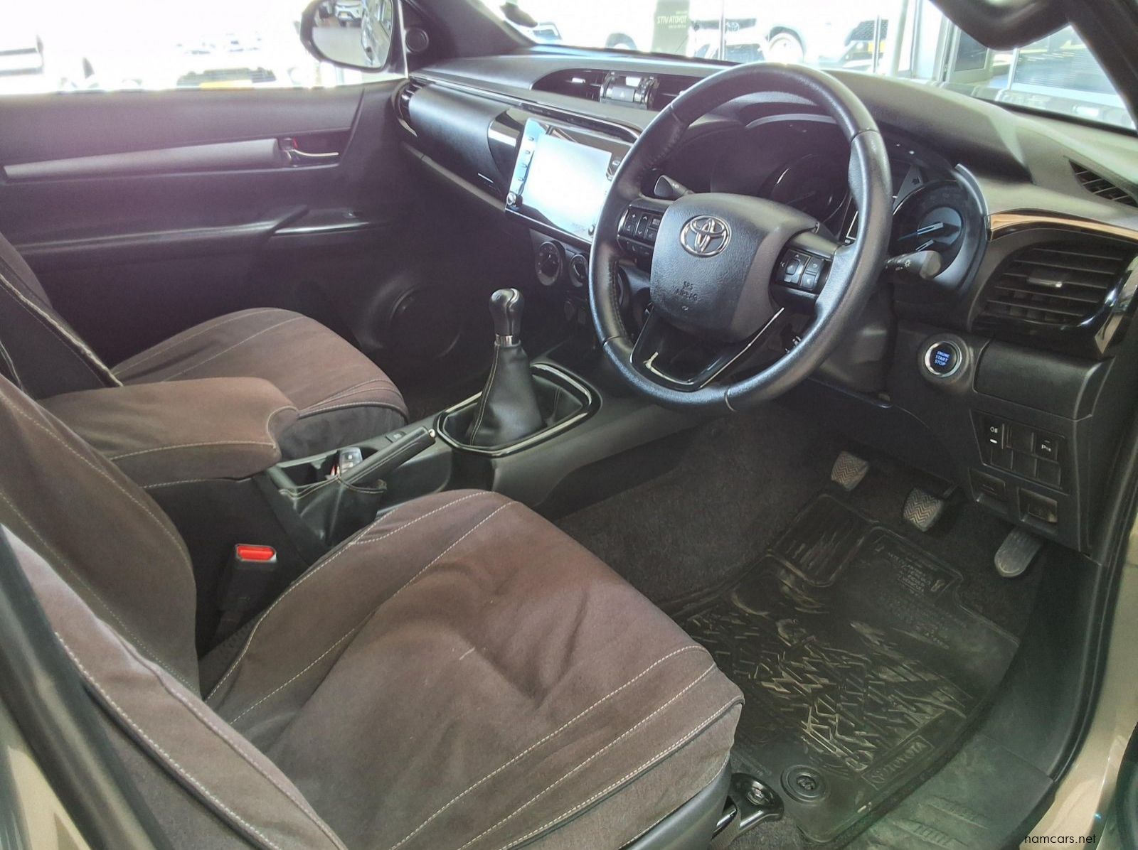 2021 Toyota Hilux Extra Cab XC 2.8GD6 4x4 Legend MT pictures