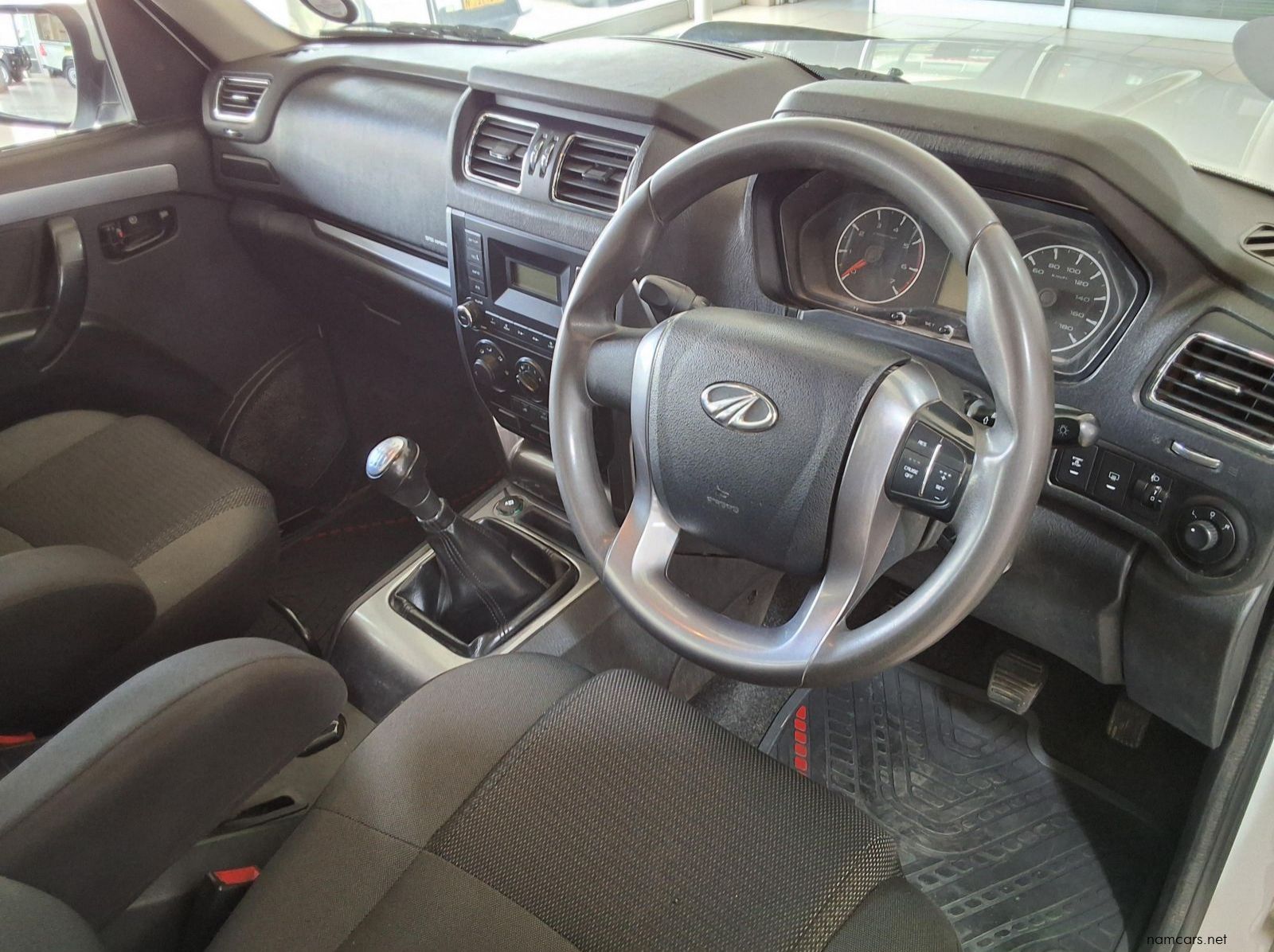 2022 Mahindra Scorpio Single Cab 2.2D Hawk S6 4X4 P/U pictures