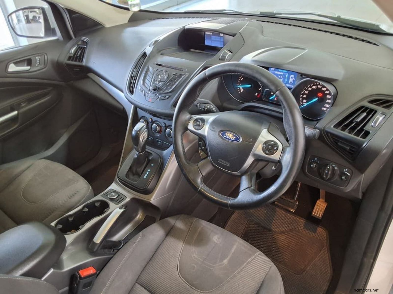 2016 Ford Kuga 1.5 Ecoboost Ambiente AT pictures