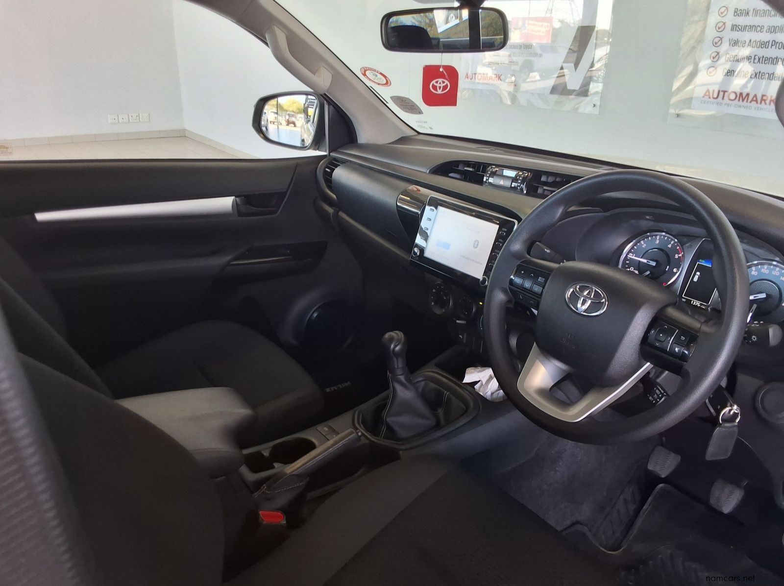 2024 Toyota HILUX SC 2.4GD6 RB RAIDER MT pictures