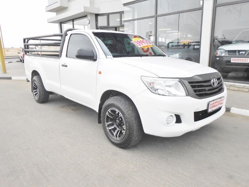 2014 Toyota Hilux 2.0 VVTi S For Sale | 97 215 Km | Manual Transmission ...