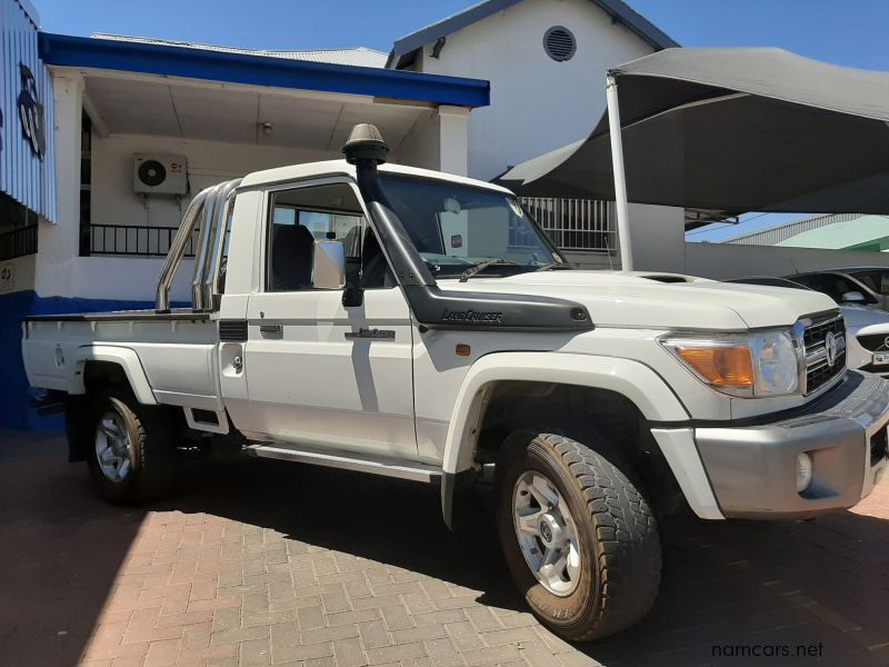 2017 Toyota Land Cruiser 79 4.5 V8 for sale | 60 700 Km | Manual ...