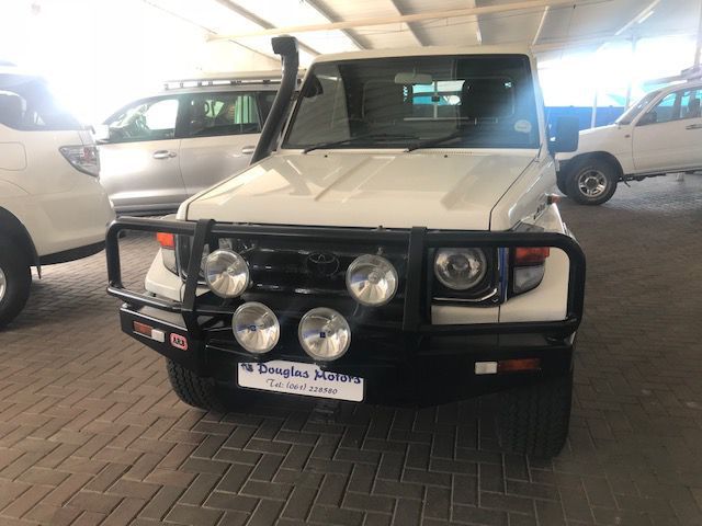 2004 Toyota Landcruiser 4500 EFI S/C 4x4 for sale | 270 000 Km | Manual ...