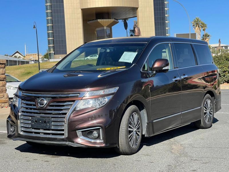 2014 nissan elgrand