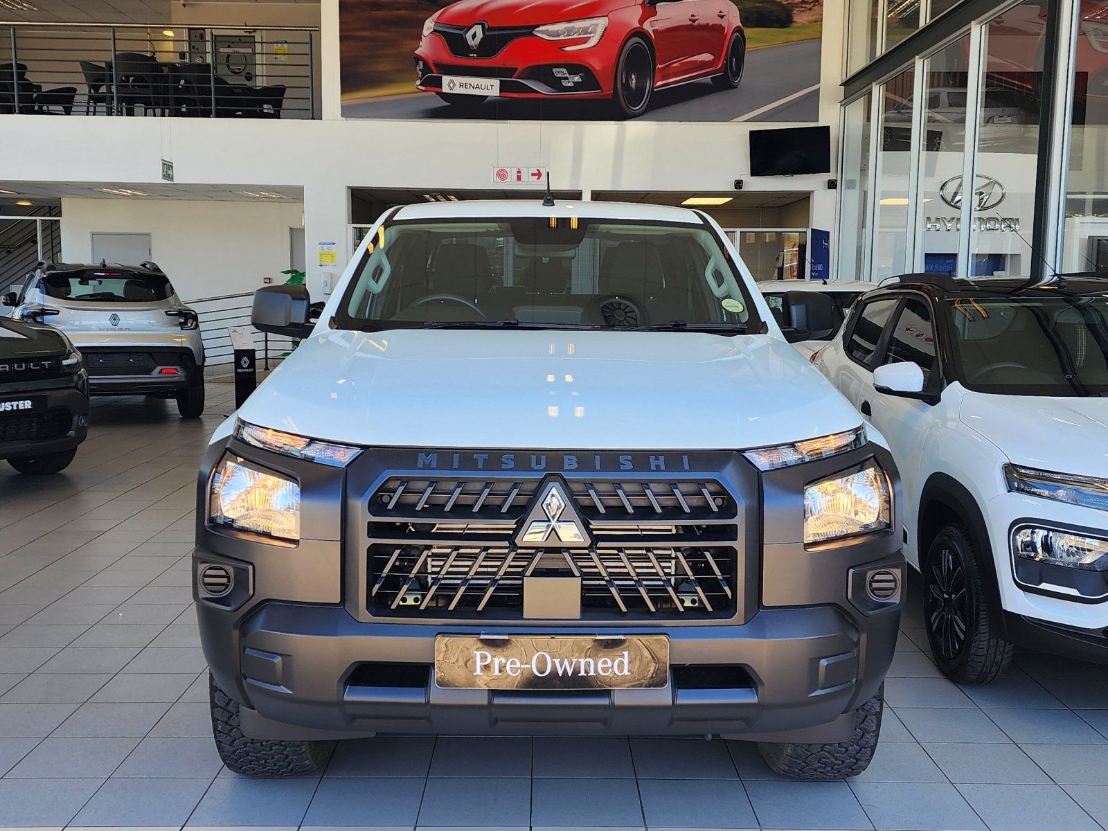 2026 Mitsubishi TRITON 2.4 GL D/C 4X4 M/T photo
