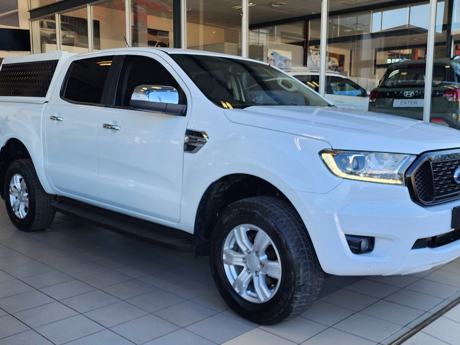 Ford Ranger 2.0D XLT 4X4 A/T P/U D/C in Namibia