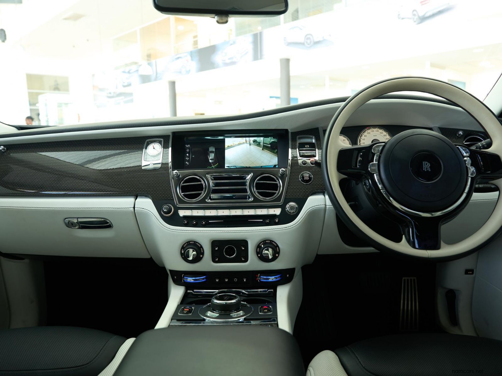 2020 Rolls-Royce Ghost Black Badge photo