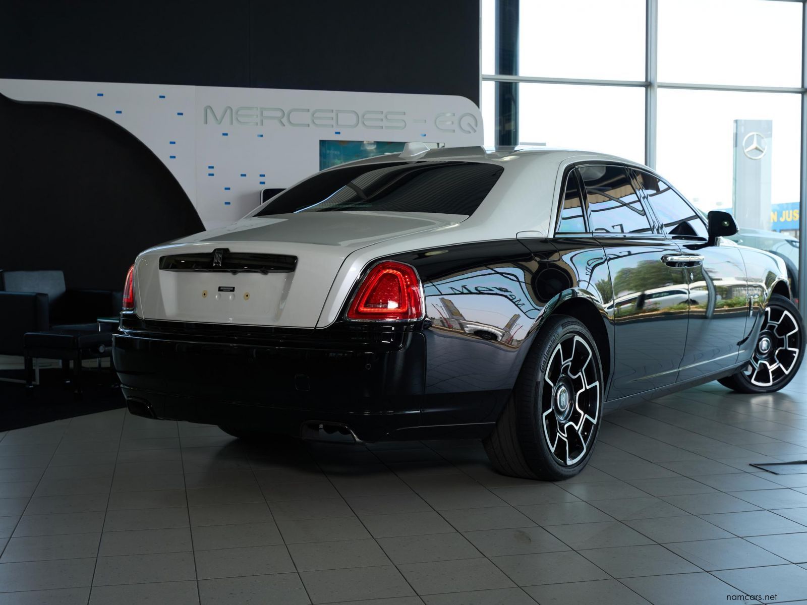 2020 Rolls-Royce Ghost Black Badge photo