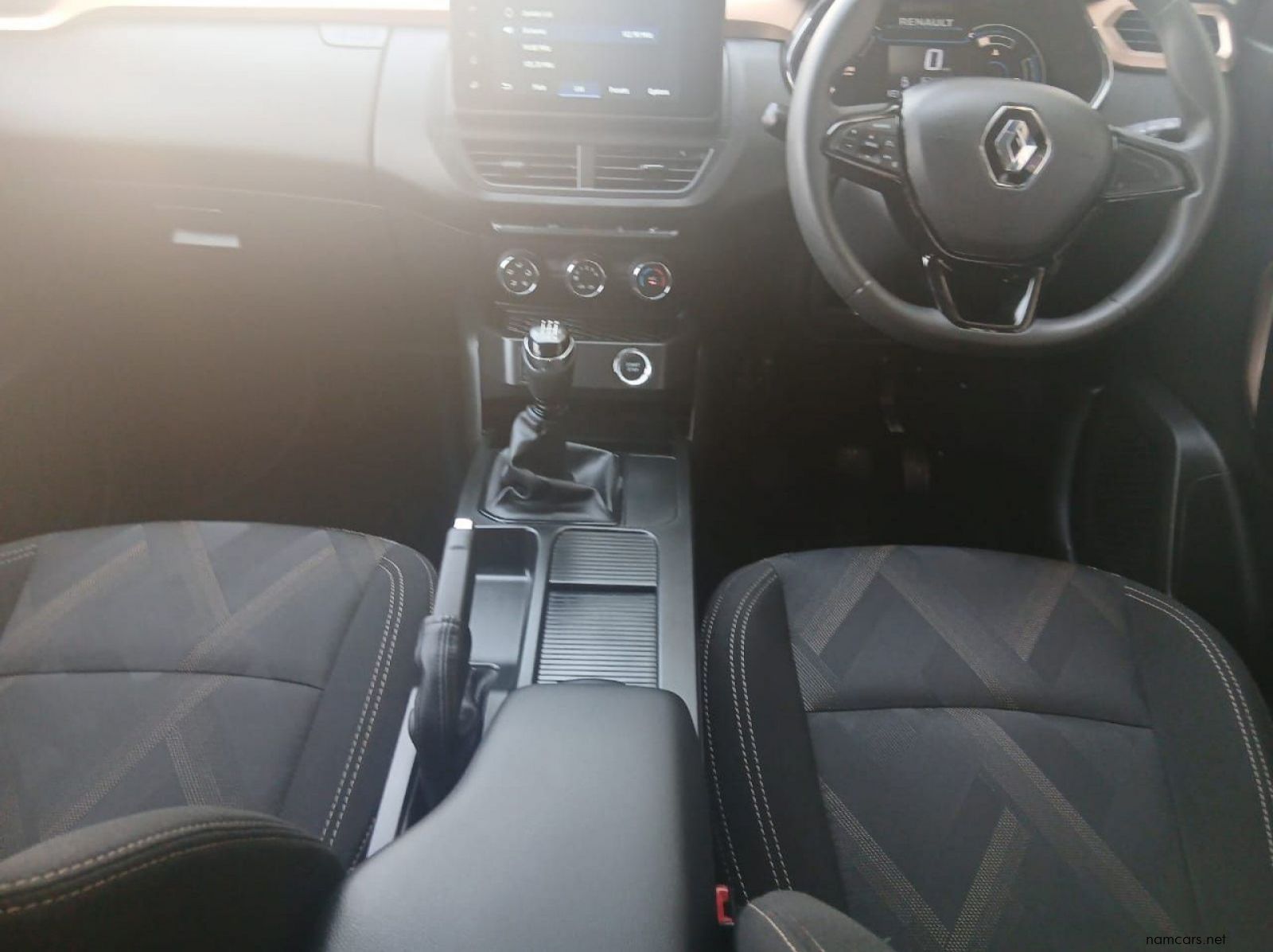 2025 Renault Kiger 1.0 Turbo Mt Zen pictures