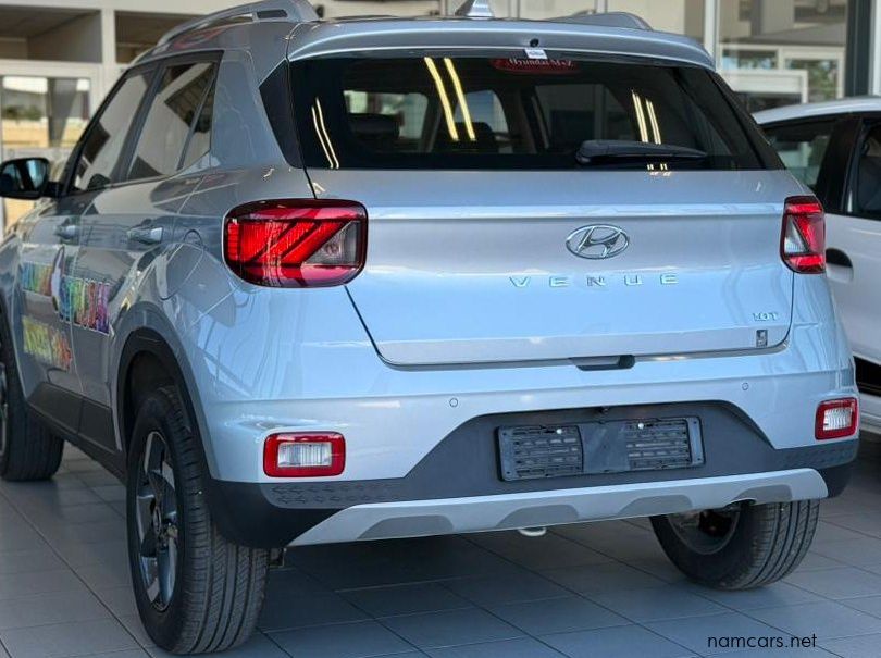 2021 Hyundai Venue 1.0 Tgdi Fluid pictures