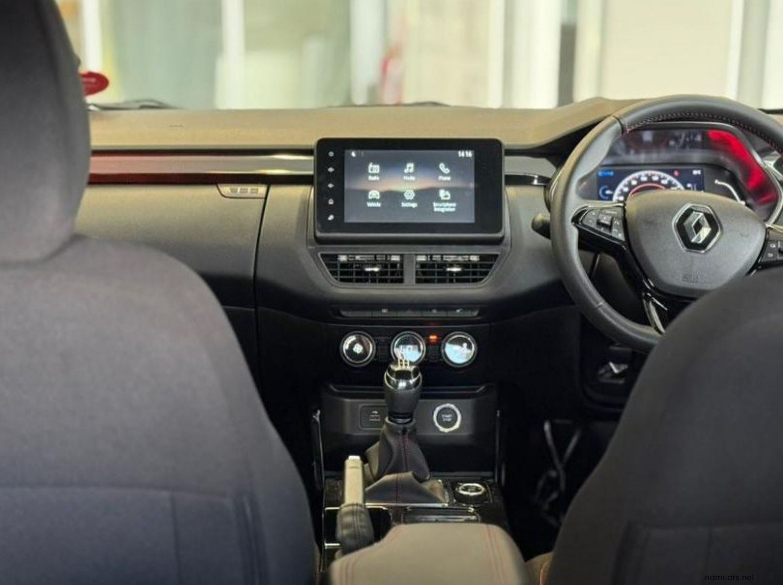 2025 Renault Kiger 1.0t Intens pictures