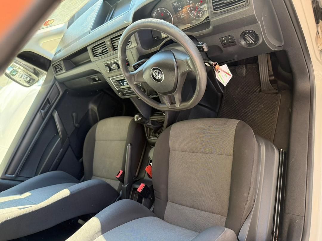 2019 Volkswagen Caddy4 1.6i (81kw) F/c P/v pictures