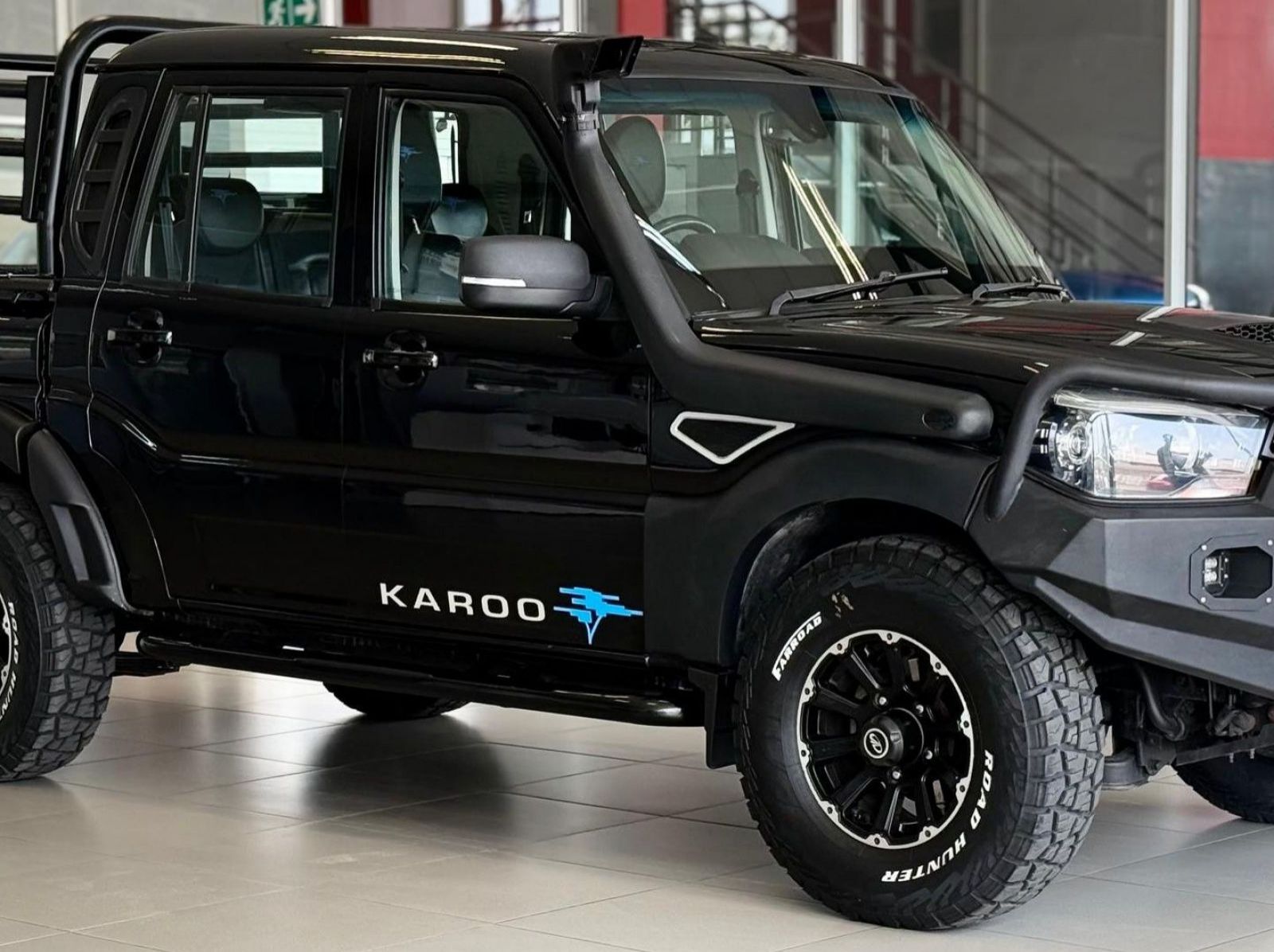 Used Mahindra Pik Up 2.2 Mhawk S11 Dust 4x4 A/t P/u D/c  for sale in Windhoek, Namibia