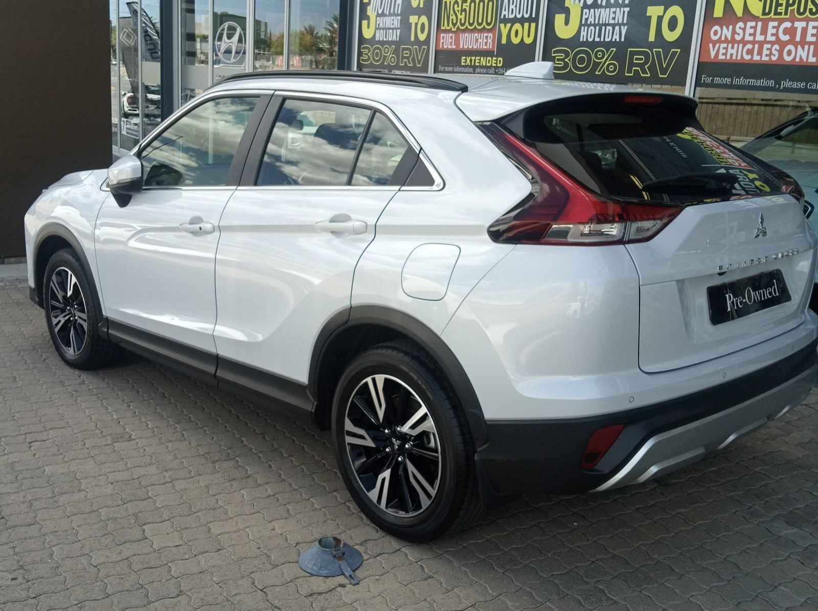 2022 Mitsubishi Eclipse Cross 2.0 Gls Cvt pictures