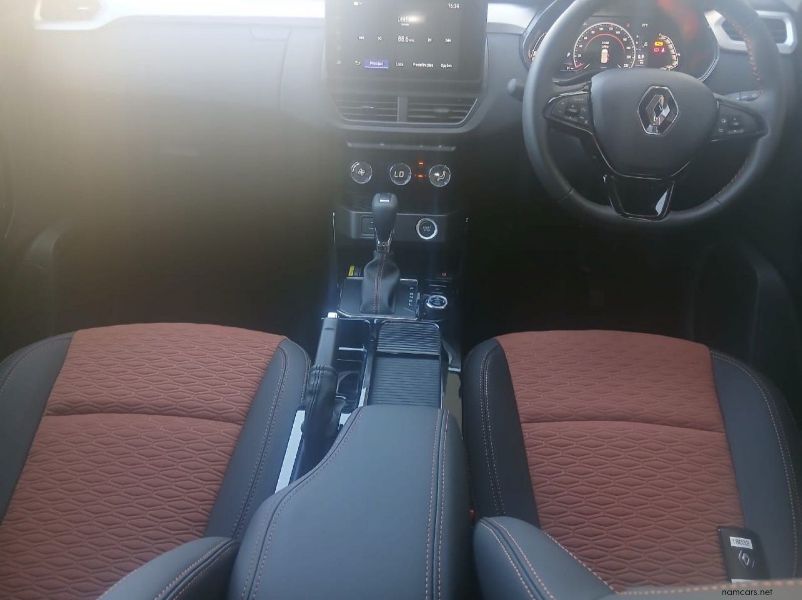 2024 Renault Kiger 1.0T Intens Cvt pictures