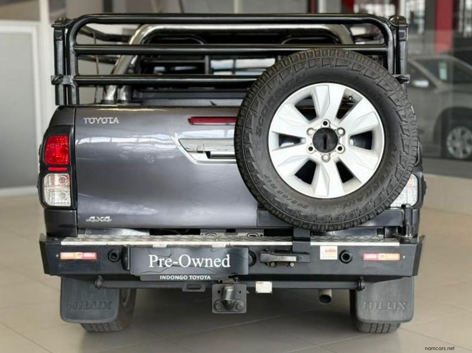 2016 Toyota Hilux 2.8 Gd-6 Raider 4x4 A/t P/u d/c pictures