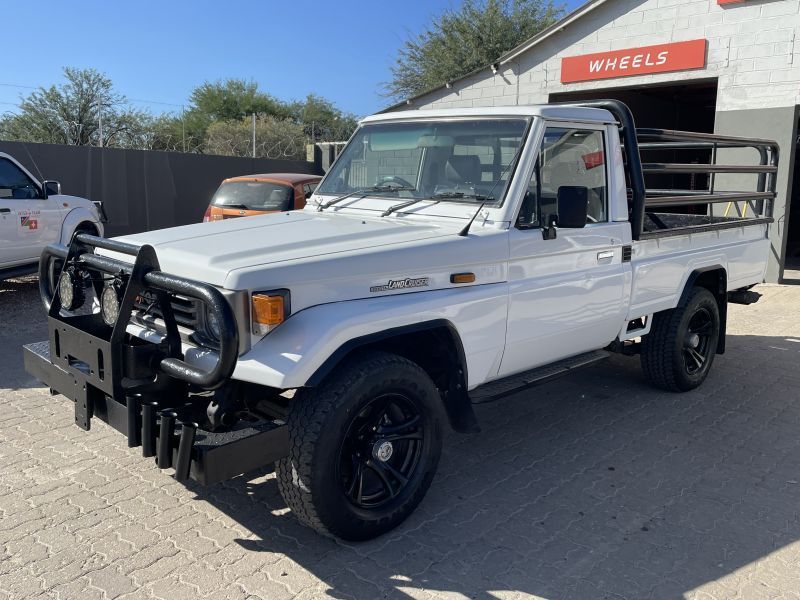 1998 Toyota LAND CRUISER 4.2 DIESEL for sale | 367 000 Km | Manual ...