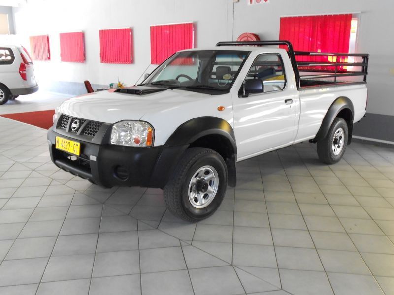 Nissan np300 2010