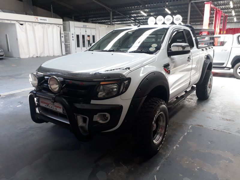 2014 Ford Ranger  Club Cabe XLT D/C A/T 4x4 for sale | 129 400 Km |  Automatic transmission - Ultimate Motor Sales