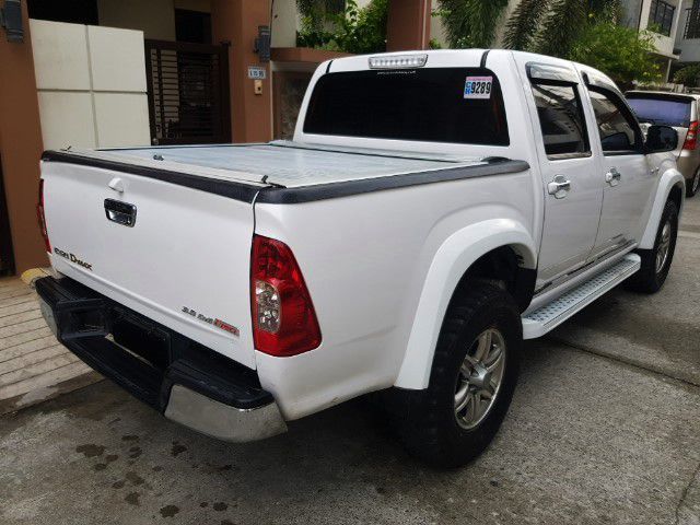 2011 Isuzu Dmax for sale | 100 000 Km | Manual transmission - Autorama