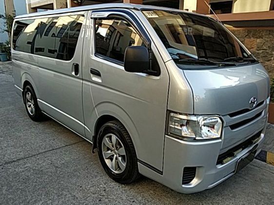 Toyota hiace commuter 2015 best sale for sale