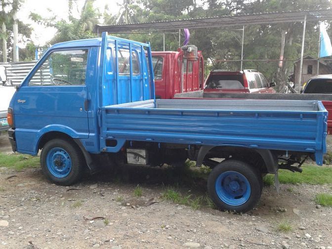 Mazda bongo 2013