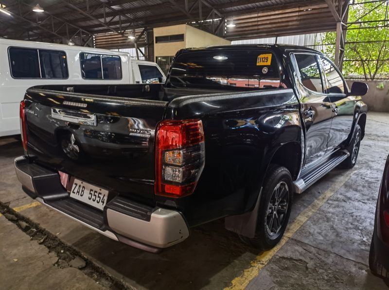 2019 Mitsubishi Strada pictures