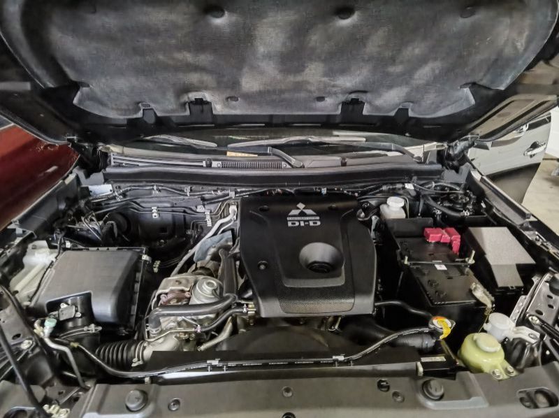 2019 Mitsubishi Strada pictures