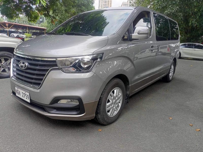 2020 Hyundai Grand Starex pictures