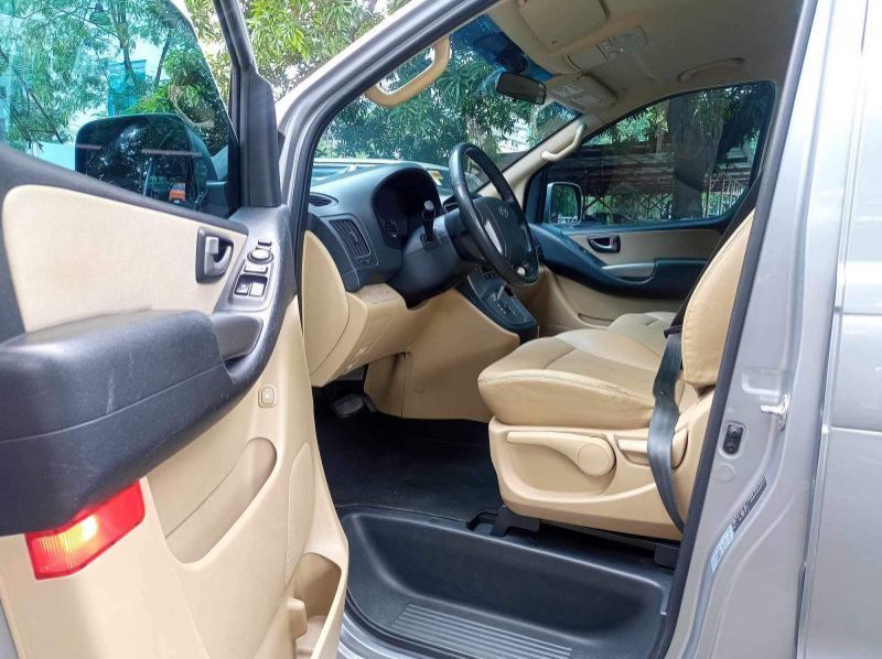 2020 Hyundai Grand Starex pictures