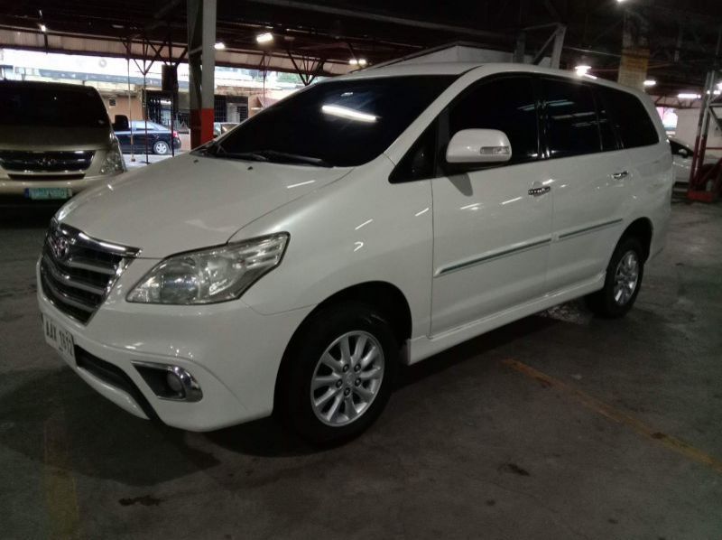 2014 Toyota innova pictures
