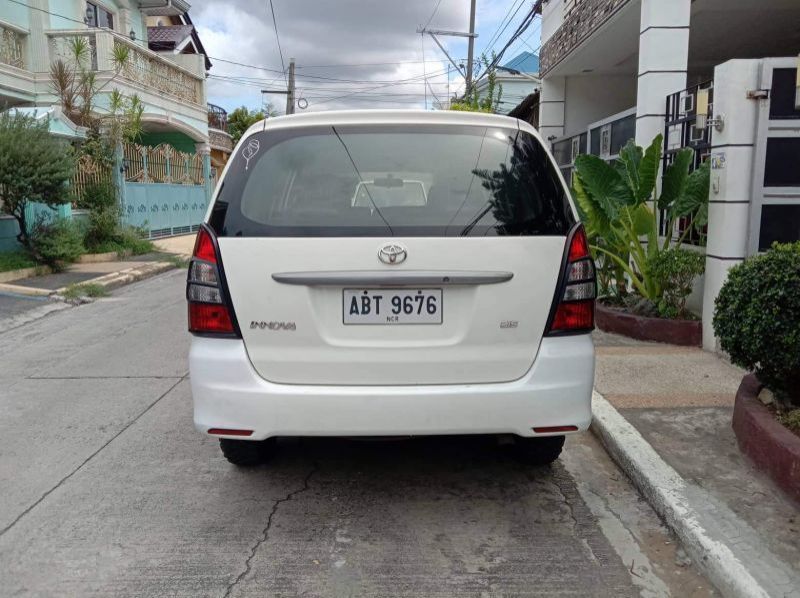 2015 Toyota Innova pictures