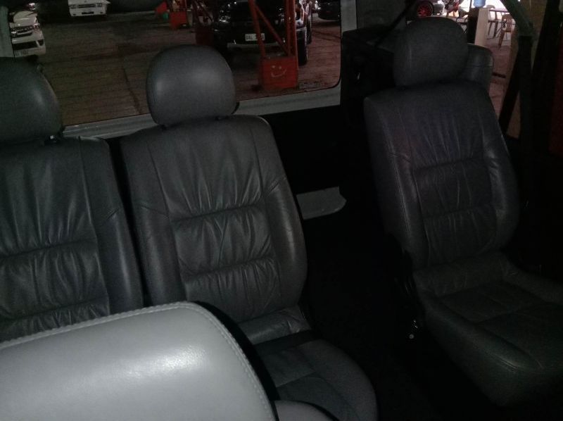 2017 Toyota hi ace super grandia pictures