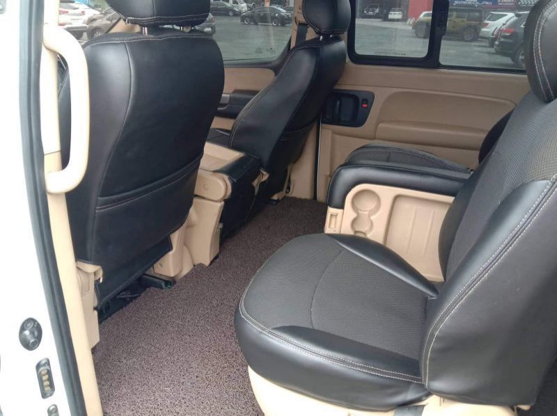 2019 Hyundai Grand Starex pictures