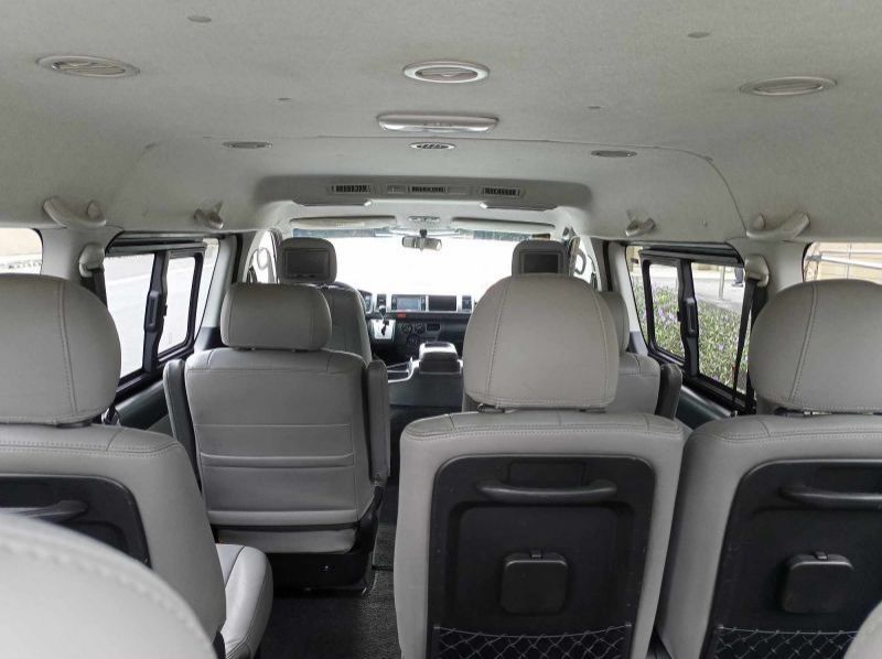 2017 Toyota Super Grandia pictures