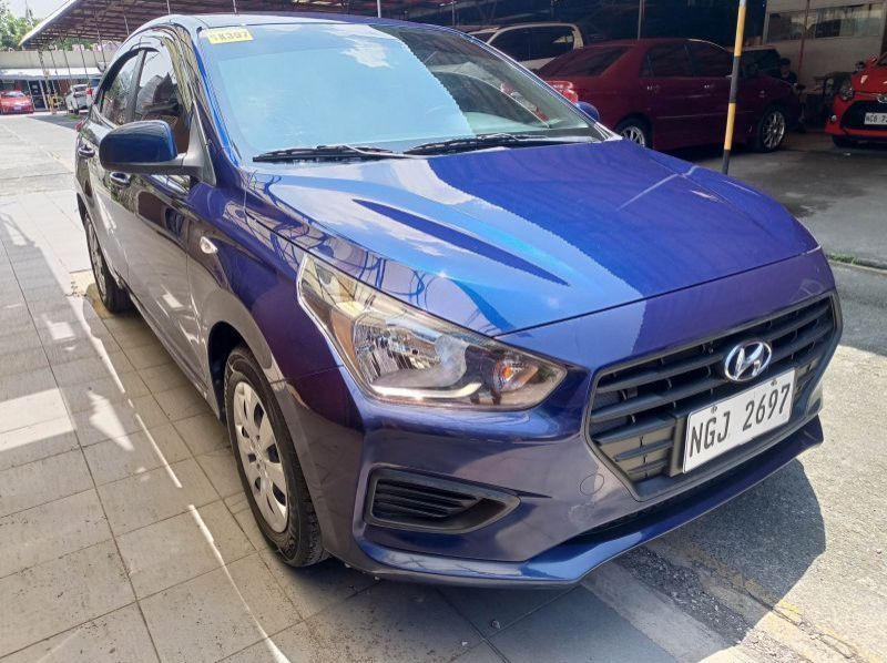 2019 Hyundai Reina pictures