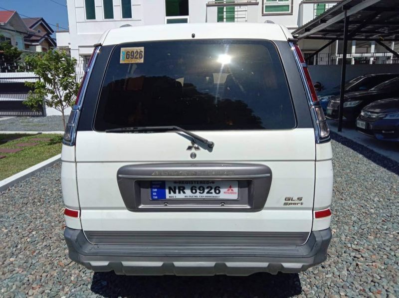 2017 Mitsubishi adventure pictures