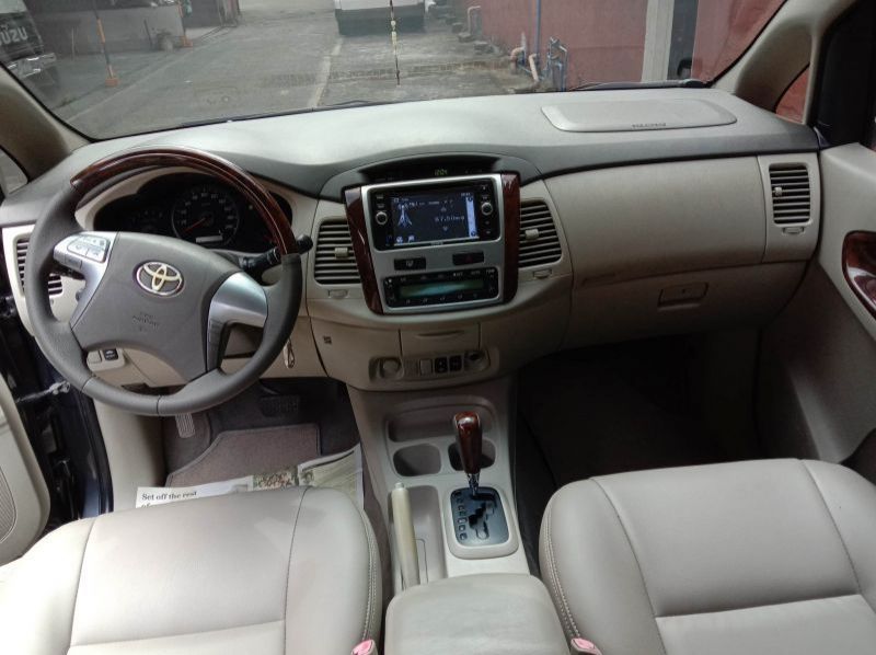 2016 Toyota innova pictures